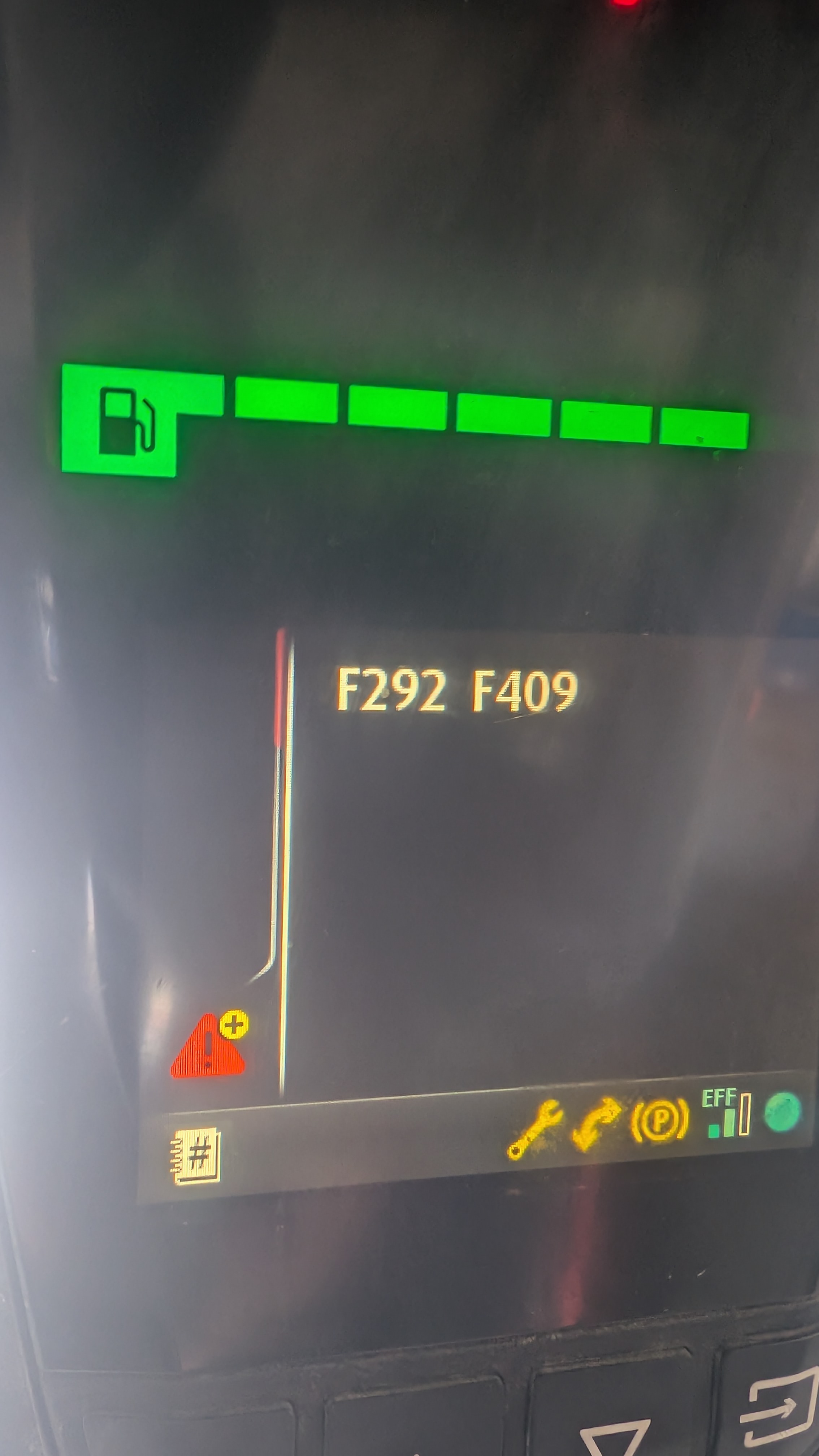 Błąd F292 F409 Linde – brak komunikacji z modułem LPF, błąd ciśnienia DPF